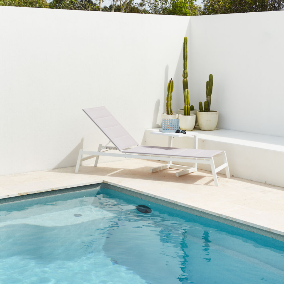 Boston Outdoor Sunlounger - White