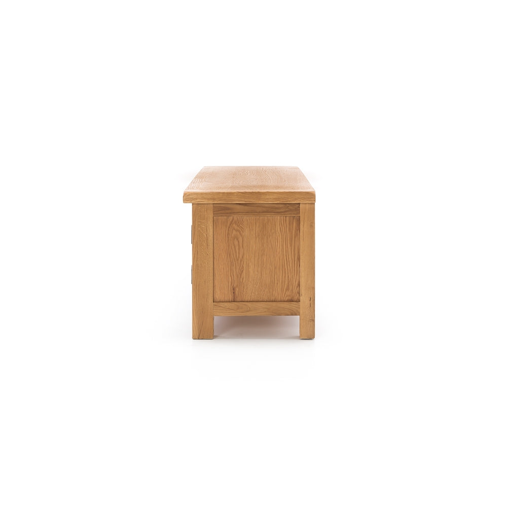 Salisbury Entertainment Unit 1500 End On 