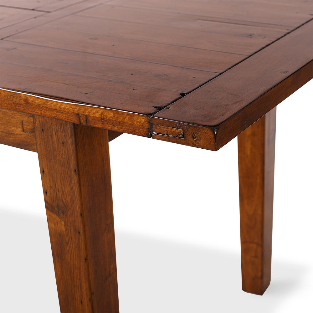 Irish Coast 1200 Ext Dining Table Close Up