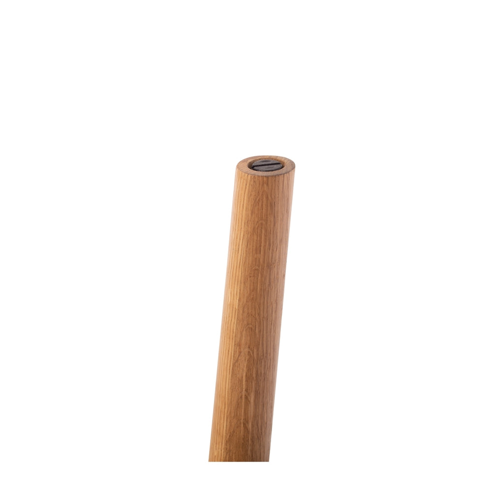 Nordik Medium Ext Table Leg Detail 